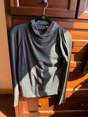 CALIA by Carrie underwood seamless hoodie